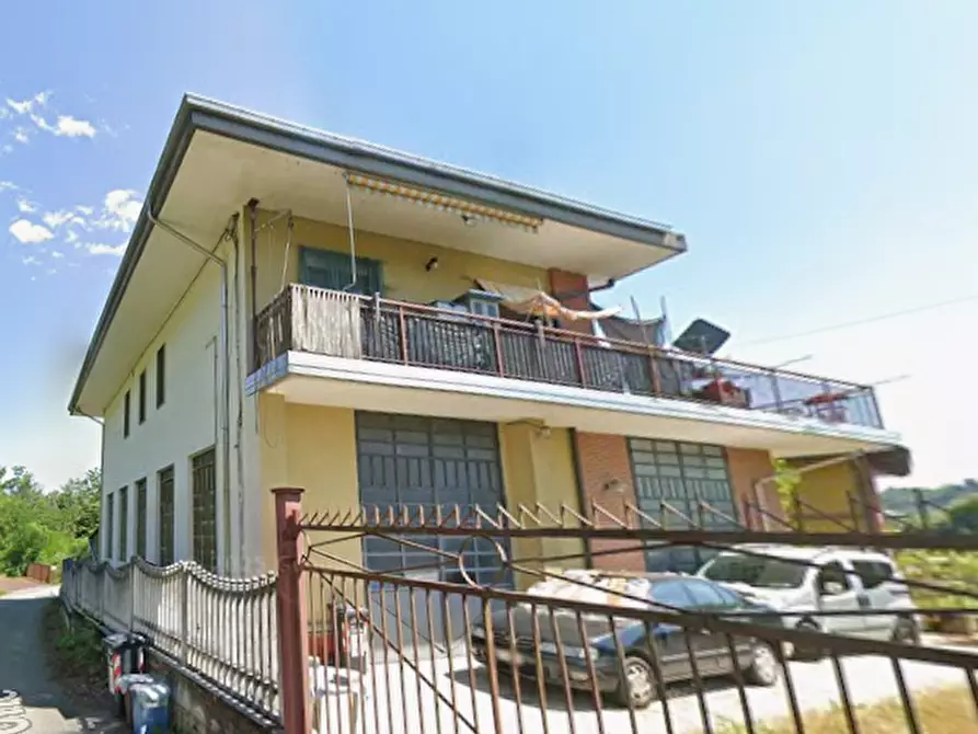 Immagine 2 di Casa indipendente in vendita  in Strada Vecchia per Levone a Rocca Canavese