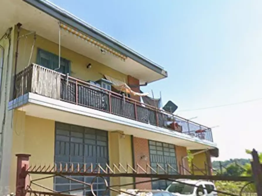 Immagine 10 di Casa indipendente in vendita  in Strada Vecchia per Levone a Rocca Canavese