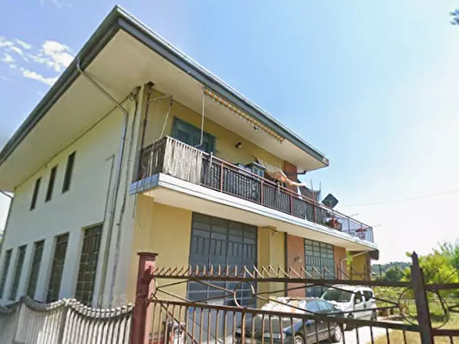 Immagine 26 di Casa indipendente in vendita  in Strada Vecchia per Levone a Rocca Canavese