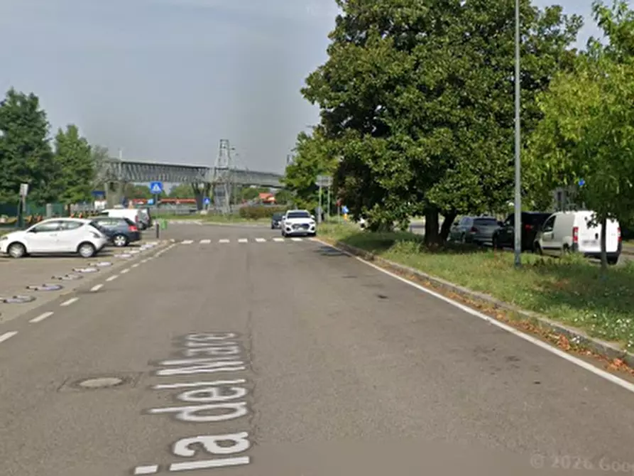 Immagine 7 di Posto auto in vendita  in Via del Mare  a Milano