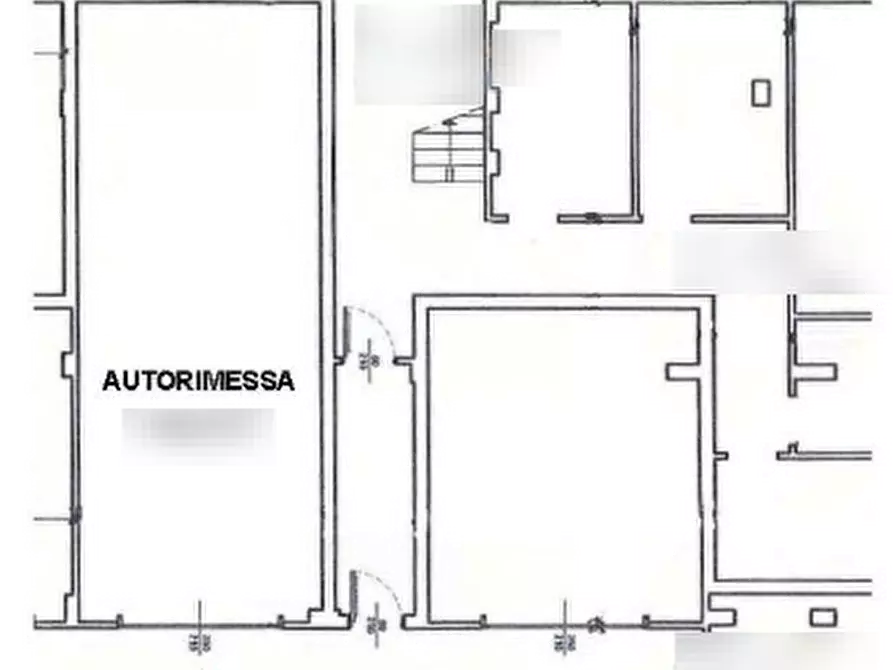 Immagine 4 di Garage in vendita  in Corso Re Arduino a Rivarolo Canavese
