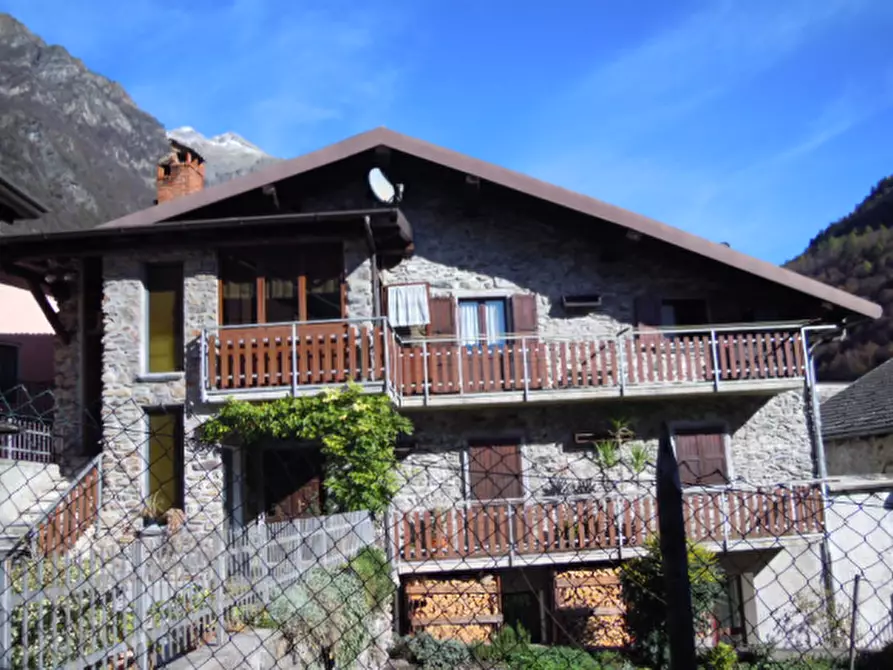 Immagine 11 di Appartamento in vendita  in Via Don Morandi a Valbondione