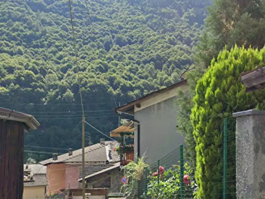 Immagine 15 di Appartamento in vendita  in Via Don Morandi a Valbondione