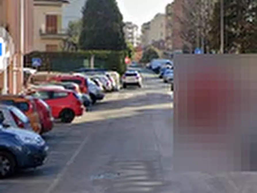 Immagine 5 di Negozio in vendita  in Via Antica di Grugliasco  a Rivoli