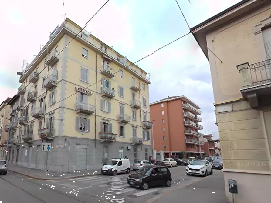 Immagine 2 di Appartamento in vendita  in Via Montello a Torino