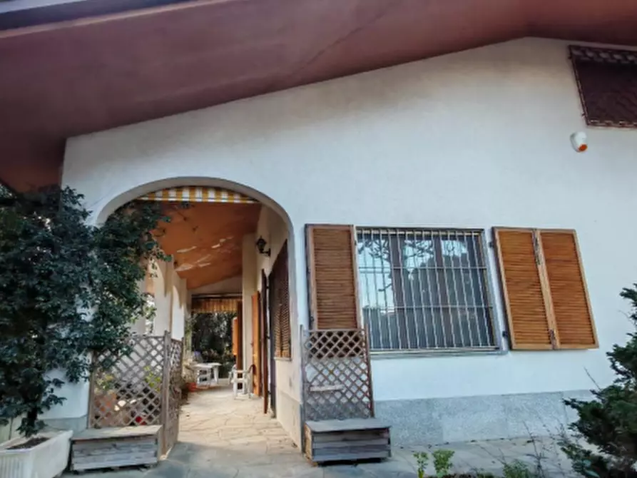 Immagine 4 di Villa in vendita  in Str. del Redentore a Moncalieri