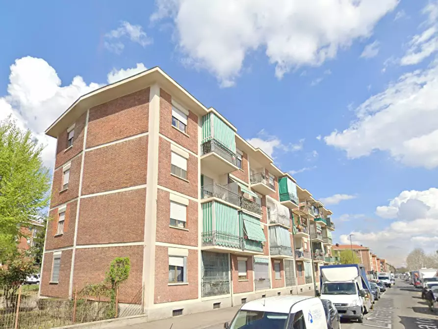 Immagine 2 di Appartamento in vendita  in Corso Cincinnato a Torino
