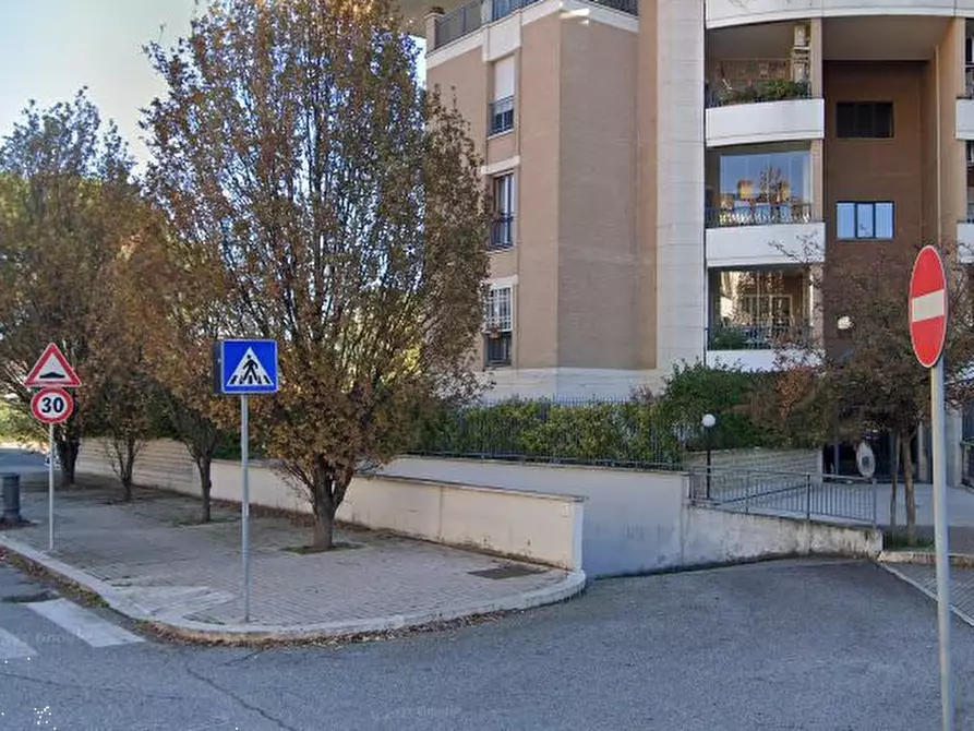 Immagine 2 di Posto auto in vendita  in Via Silvagni  a Roma