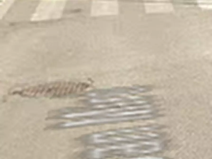 Immagine 6 di Posto auto in vendita  in Via Joan Mirò  a Roma