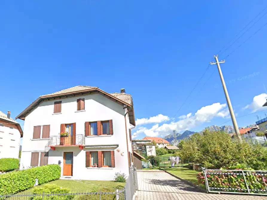 Immagine 3 di Porzione di casa in vendita  in via Broz a Tambre