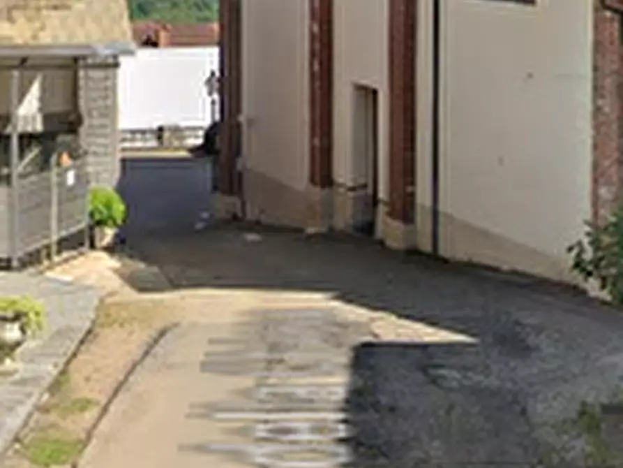 Immagine 7 di Negozio in vendita  in Vicolo della Chiesa a Vallo Torinese