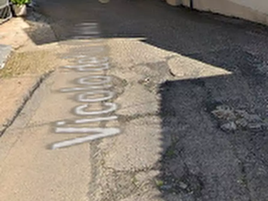 Immagine 8 di Negozio in vendita  in Vicolo della Chiesa a Vallo Torinese