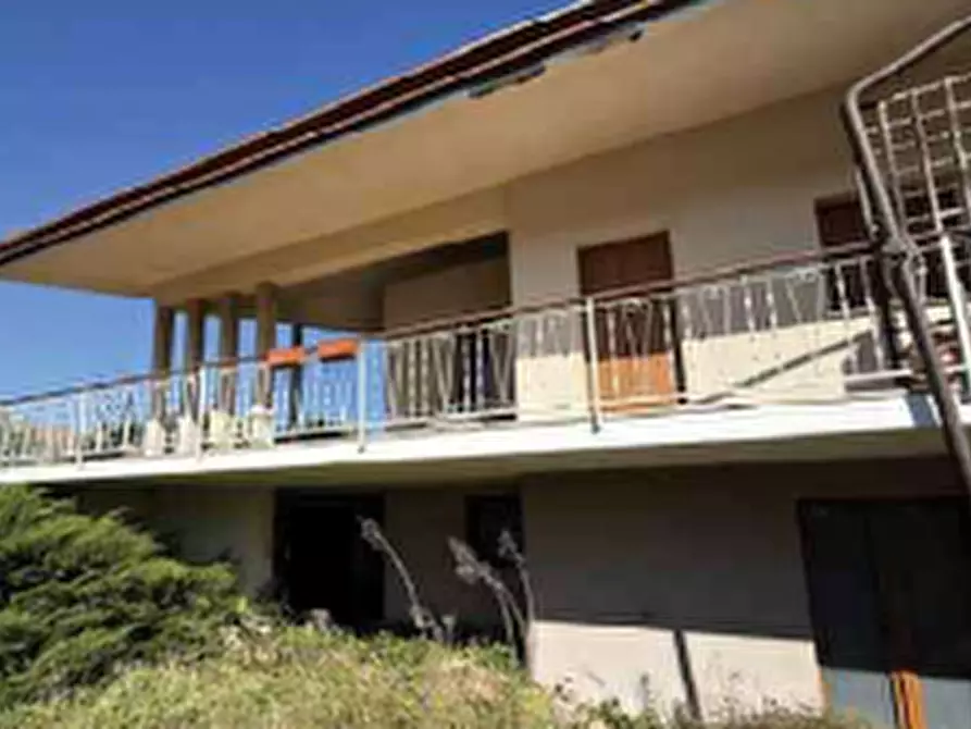 Immagine 14 di Porzione di villa in vendita  in Via della Rinascita a Sequals