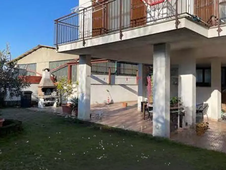 Immagine 4 di Appartamento in vendita  in Viale Marconi a Romano Canavese