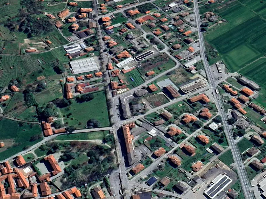 Immagine 7 di Appartamento in vendita  in Viale Marconi a Romano Canavese