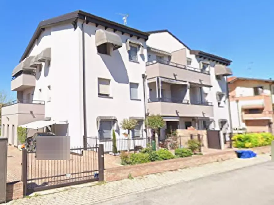 Immagine 1 di Appartamento in vendita  in Via Clemente Coen a Finale Emilia