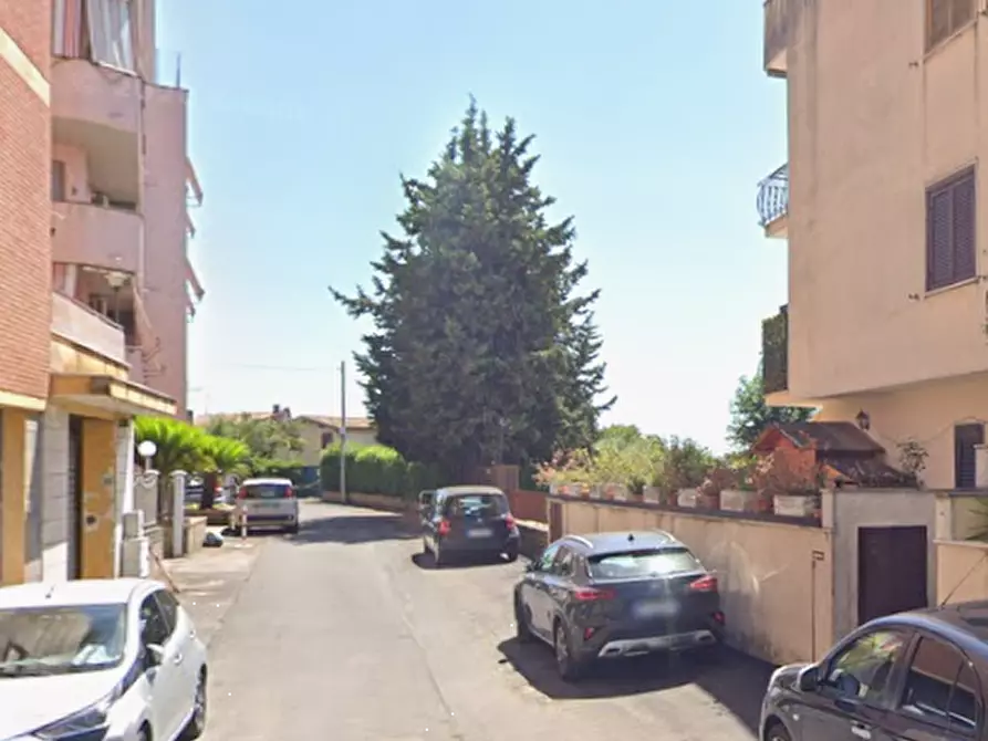 Immagine 5 di Posto auto in vendita  in Via dei Bastioni a Velletri