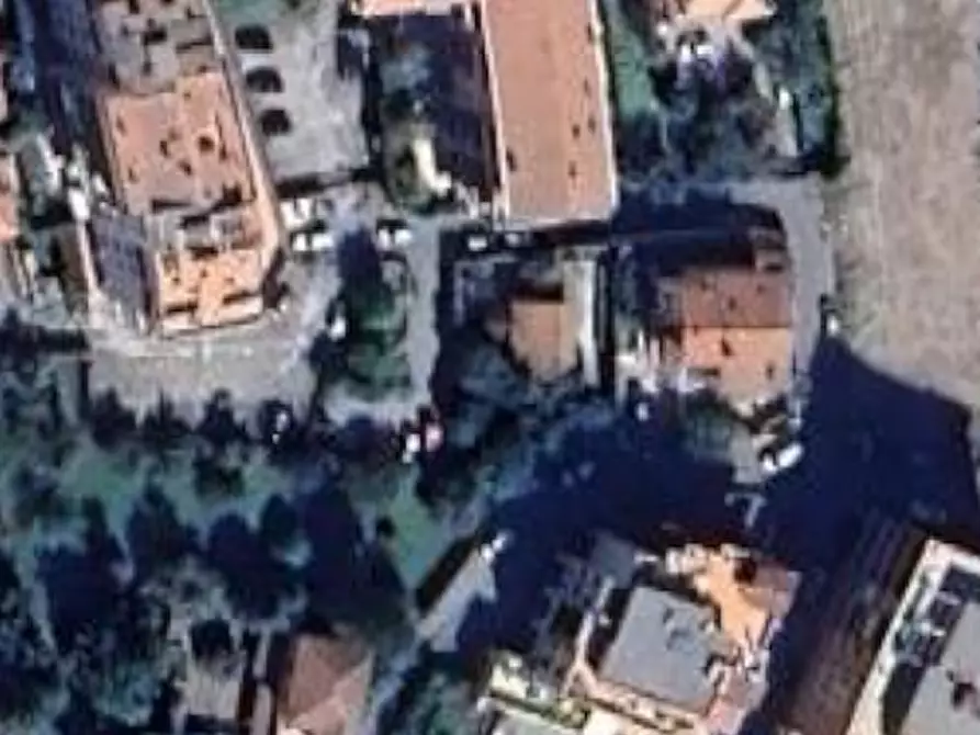 Immagine 2 di Posto auto in vendita  in Via dei Bastioni a Velletri