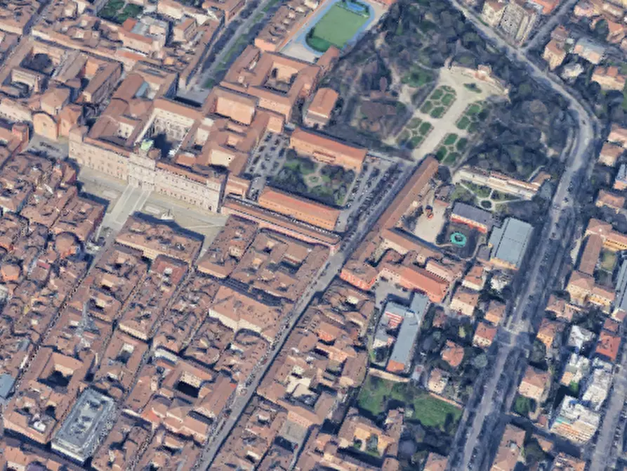 Immagine 2 di Negozio in vendita  in Via Modonella  a Modena