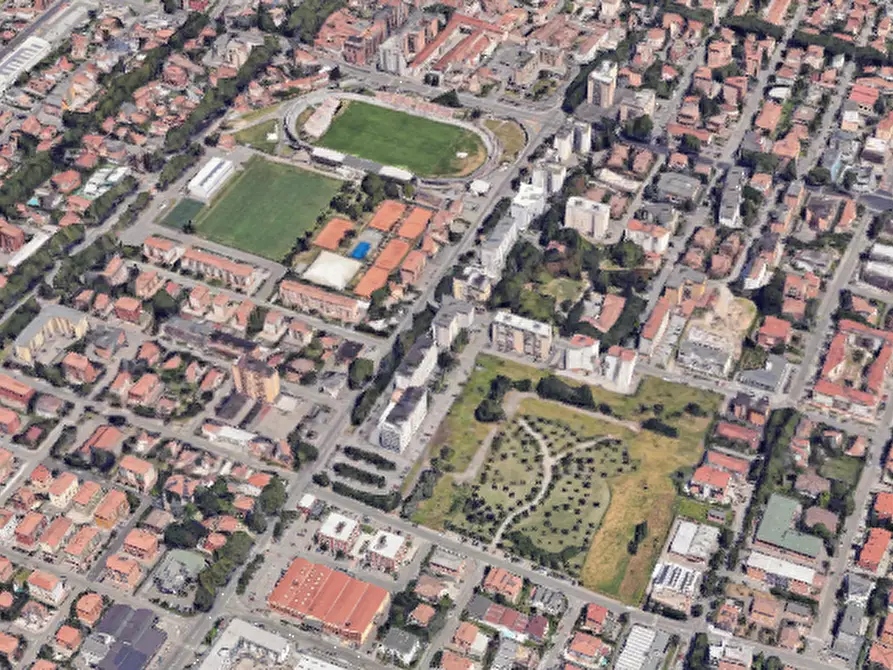 Immagine 10 di Negozio in vendita  in Via Cimabue  a Modena