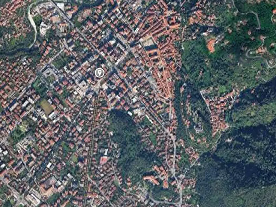 Immagine 10 di Negozio in vendita  in Galleria Leonardo Da Vinci a Massa