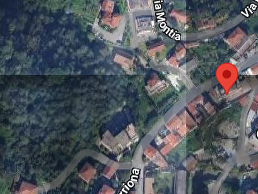 Immagine 21 di Appartamento in vendita  in Via Carriona a Carrara