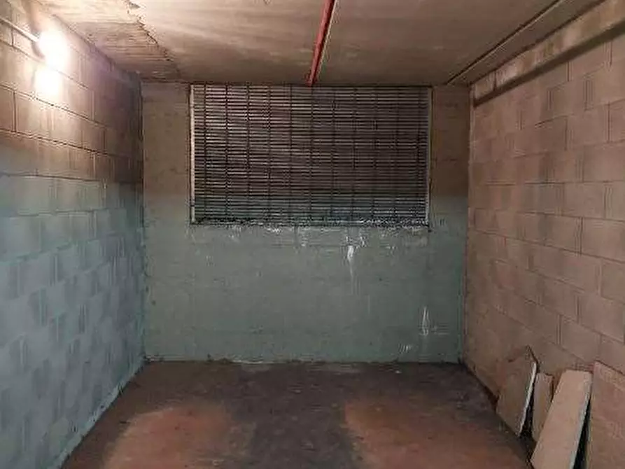 Immagine 1 di Garage in vendita  in Piazza Adriano a Torino