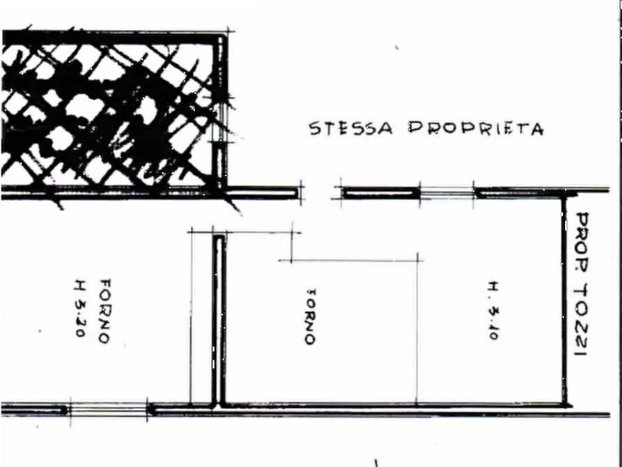 Immagine 11 di Laboratorio in vendita  in  Piazza Piediluco a Perugia