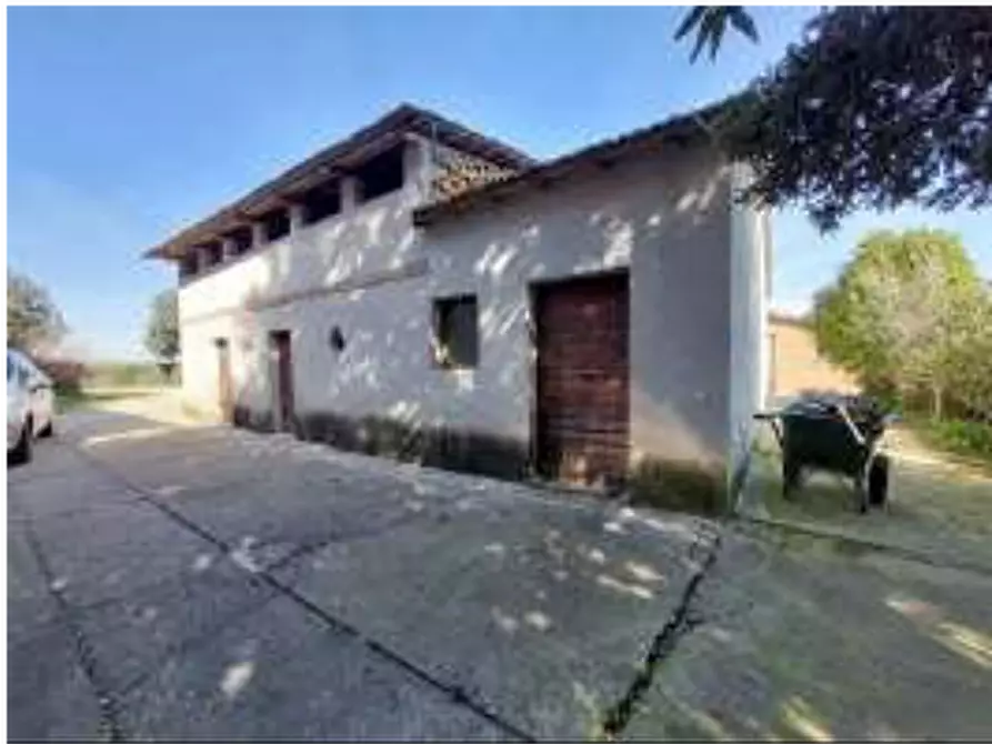 Immagine 27 di Stabile in vendita  in Viale del Popolo a Bastia Umbra