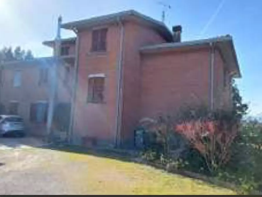 Immagine 29 di Stabile in vendita  in Viale del Popolo a Bastia Umbra