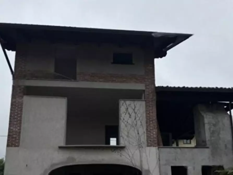 Immagine 1 di Casa indipendente in vendita  in Via Vietta a Salassa