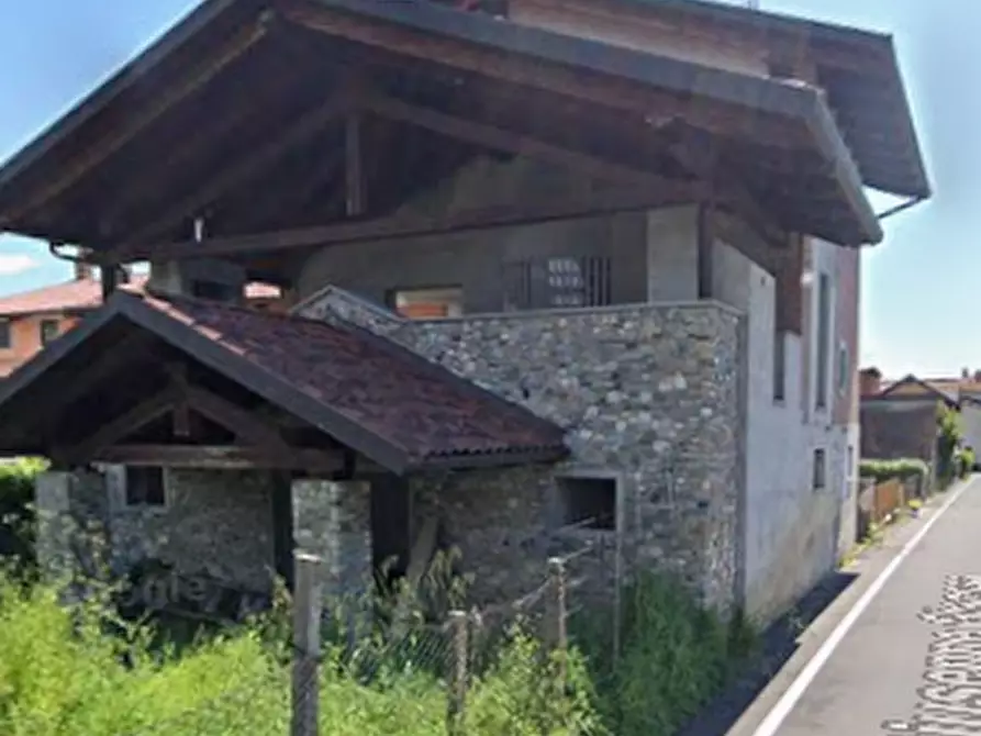 Immagine 2 di Casa indipendente in vendita  in Via Vietta a Salassa