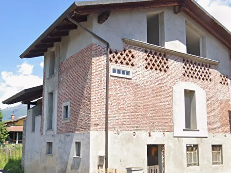 Immagine 7 di Casa indipendente in vendita  in Via Vietta a Salassa