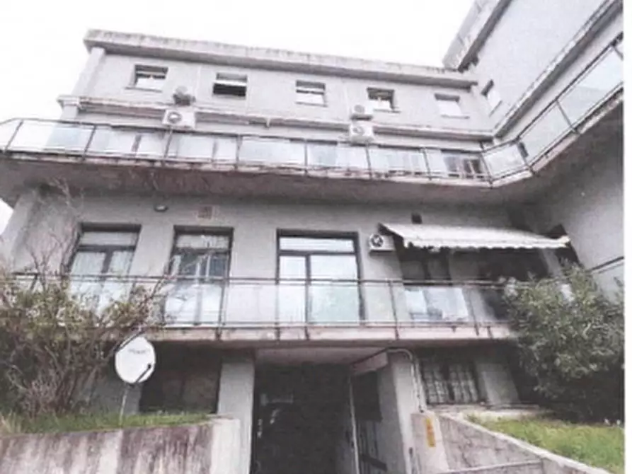 Immagine 1 di Ufficio in vendita  in Via Rodolfo Morandi a Umbertide