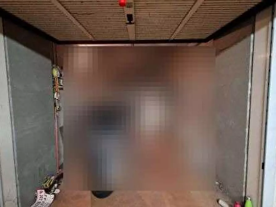 Immagine 1 di Garage in vendita  in Piazza Adriano a Torino