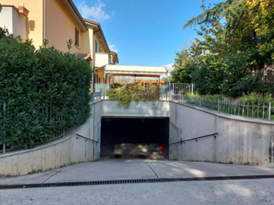 Immagine 18 di Stabile in vendita  in Via S. Francesco a Gualdo Tadino