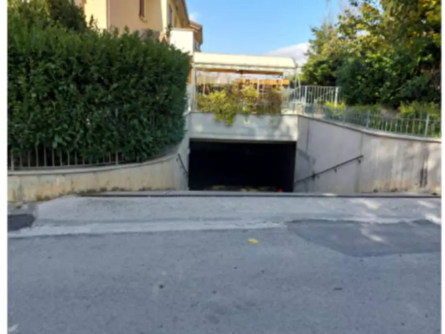 Immagine 19 di Stabile in vendita  in Via S. Francesco a Gualdo Tadino