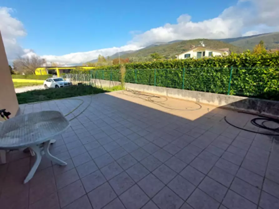 Immagine 21 di Stabile in vendita  in Via S. Francesco a Gualdo Tadino