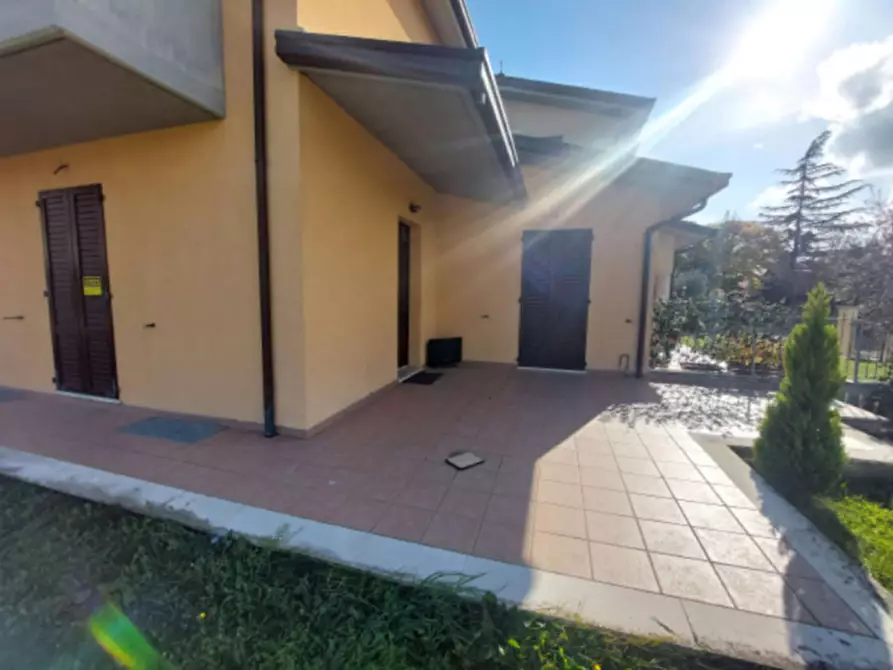 Immagine 4 di Stabile in vendita  in Via S. Francesco a Gualdo Tadino