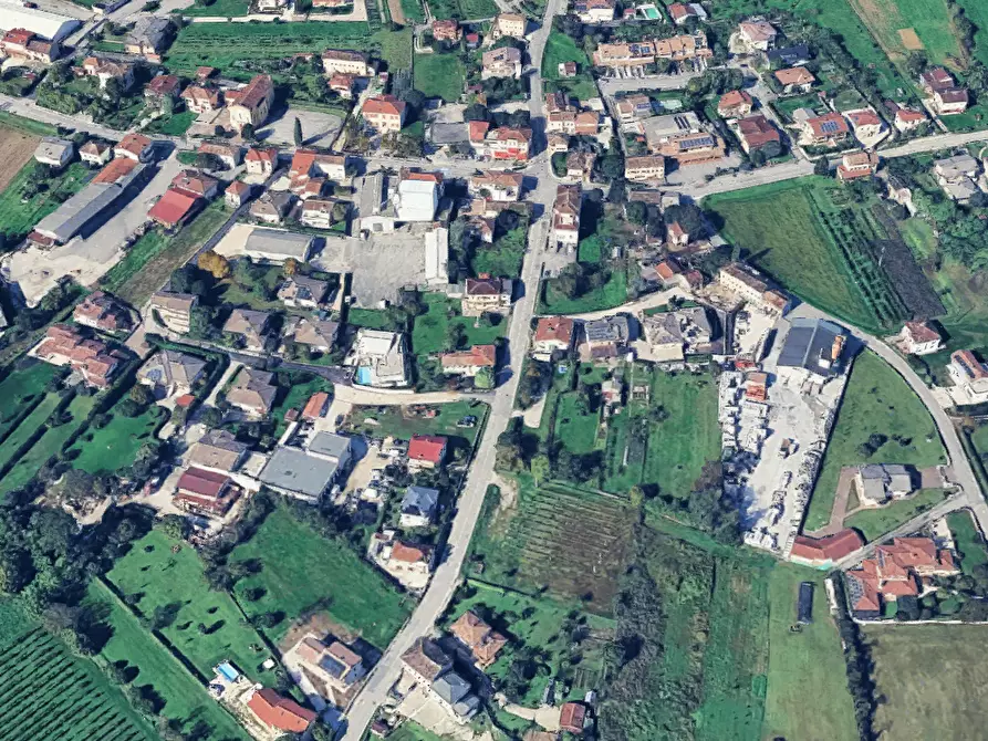 Immagine 10 di Appartamento in vendita  in Via Sacile a Caneva