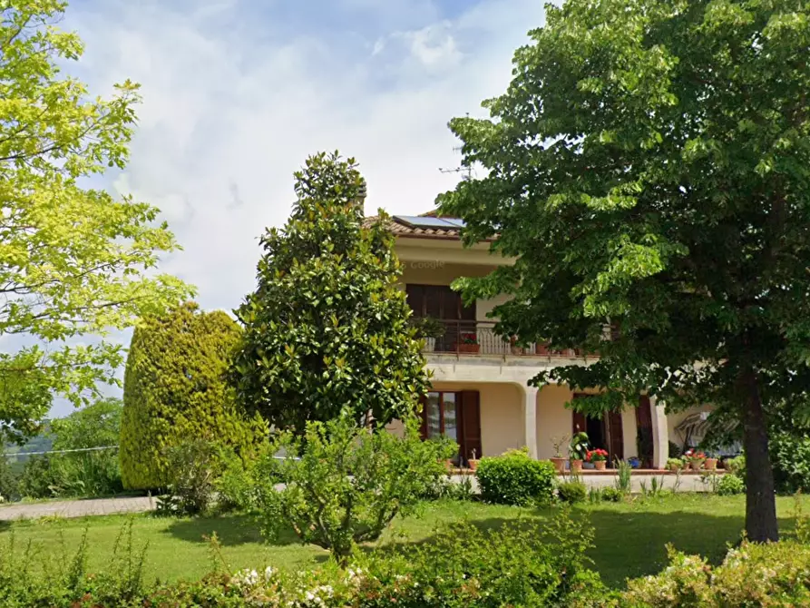 Immagine 13 di Villa in vendita  a Montone