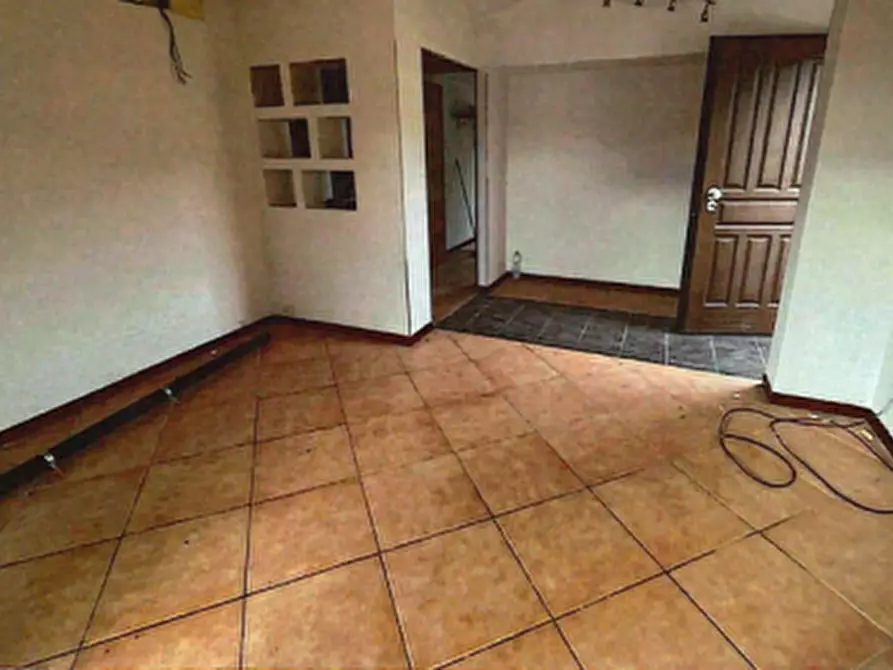 Immagine 8 di Stabile in vendita  in Via del Crocicchio a Perugia