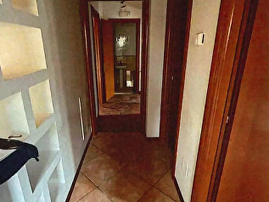 Immagine 11 di Stabile in vendita  in Via del Crocicchio a Perugia