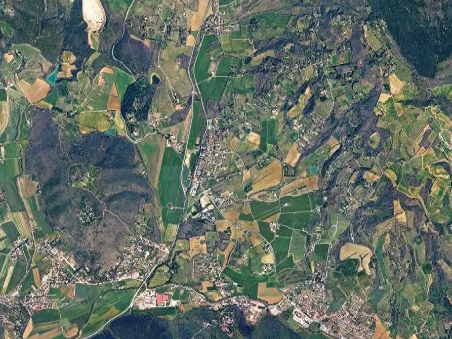 Immagine 21 di Stabile in vendita  in Via del Crocicchio a Perugia