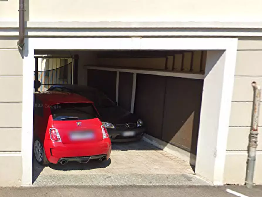 Immagine 12 di Garage in vendita  in Via Dante Alighieri a Arluno