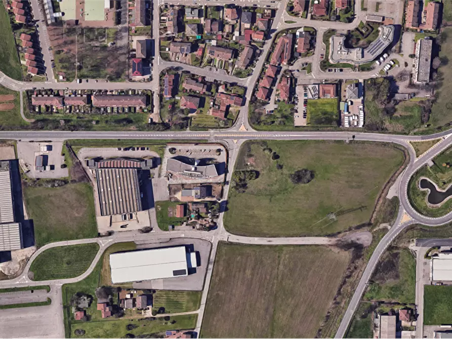 Immagine 15 di Negozio in vendita  in Via Albert Einstein a San Giorgio Di Mantova