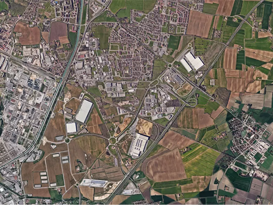 Immagine 17 di Negozio in vendita  in Via Albert Einstein a San Giorgio Di Mantova