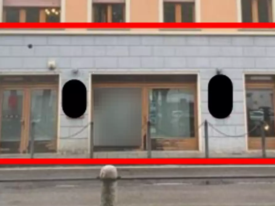 Immagine 4 di Negozio in vendita  in Via E. Schivardi a Romano Di Lombardia