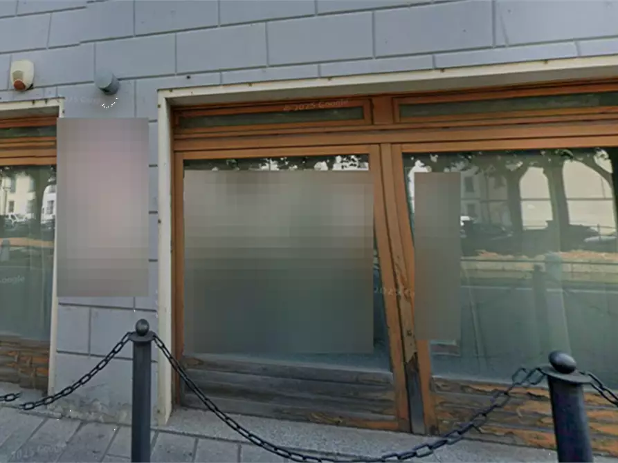 Immagine 7 di Negozio in vendita  in Via E. Schivardi a Romano Di Lombardia