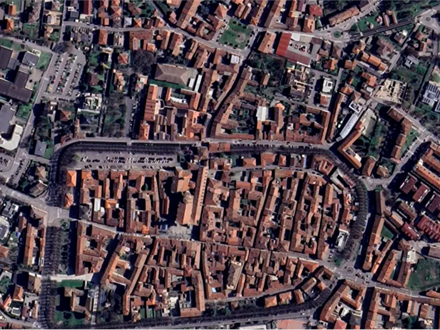 Immagine 16 di Negozio in vendita  in Via E. Schivardi a Romano Di Lombardia